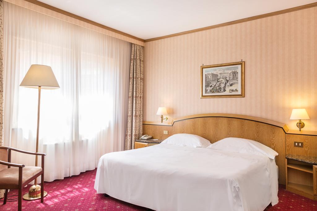 Hotel Beverly Hills Рим Екстер'єр фото