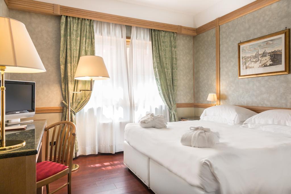 Hotel Beverly Hills Рим Екстер'єр фото